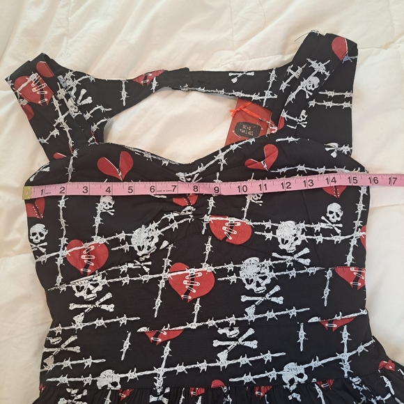Dead Threads Goth Dress Zipper Broken Heart Skull Barbed Wire Emo Alt Open Back - Picture 8 of 11